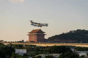Airplane Hotel