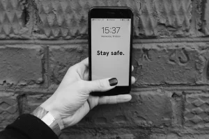 Staying Connected Overseas