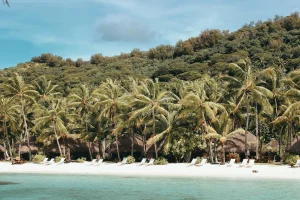 Bora Bora Bungalow Turquoise Water