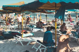 Crowded Beach Expensive Flight Long Queue