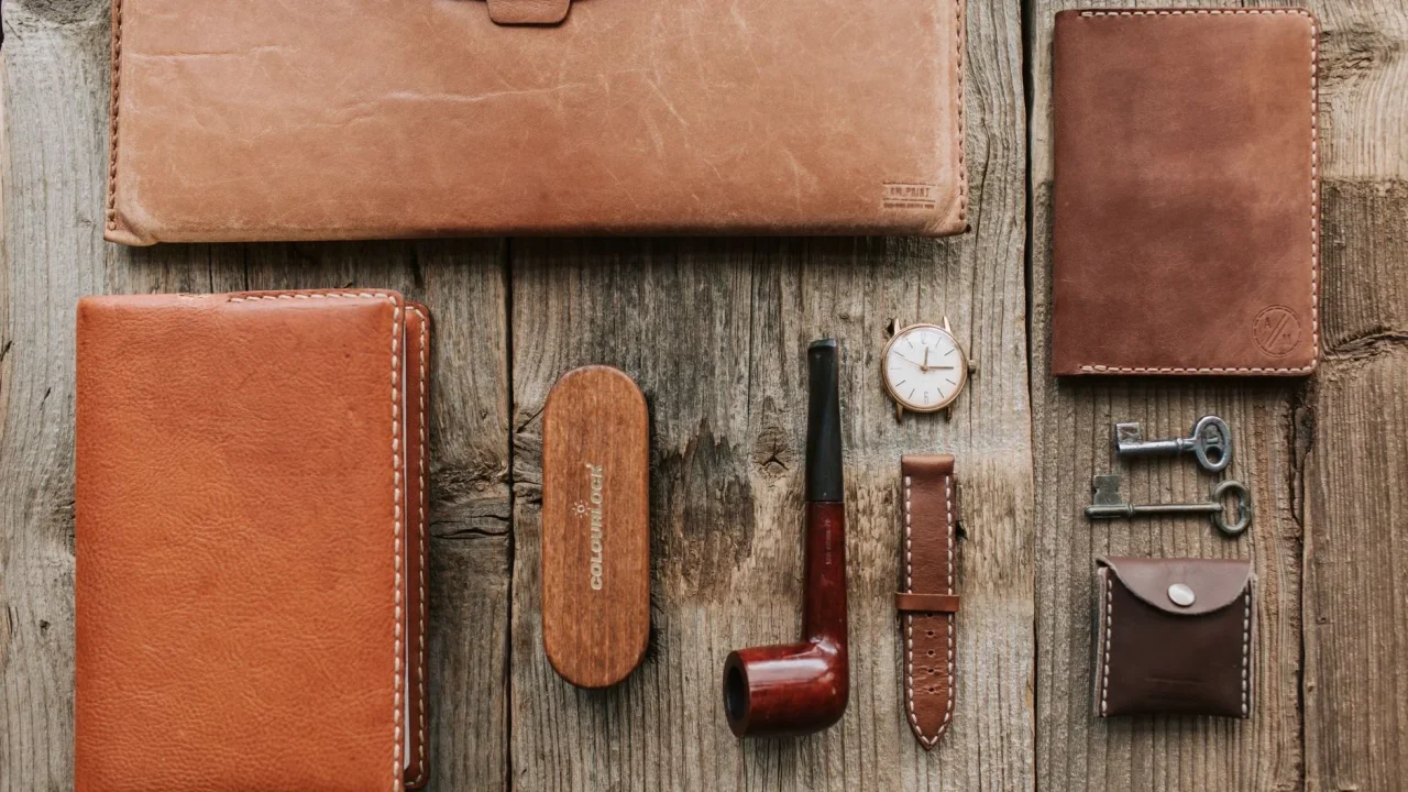 Passport Wallet Lock