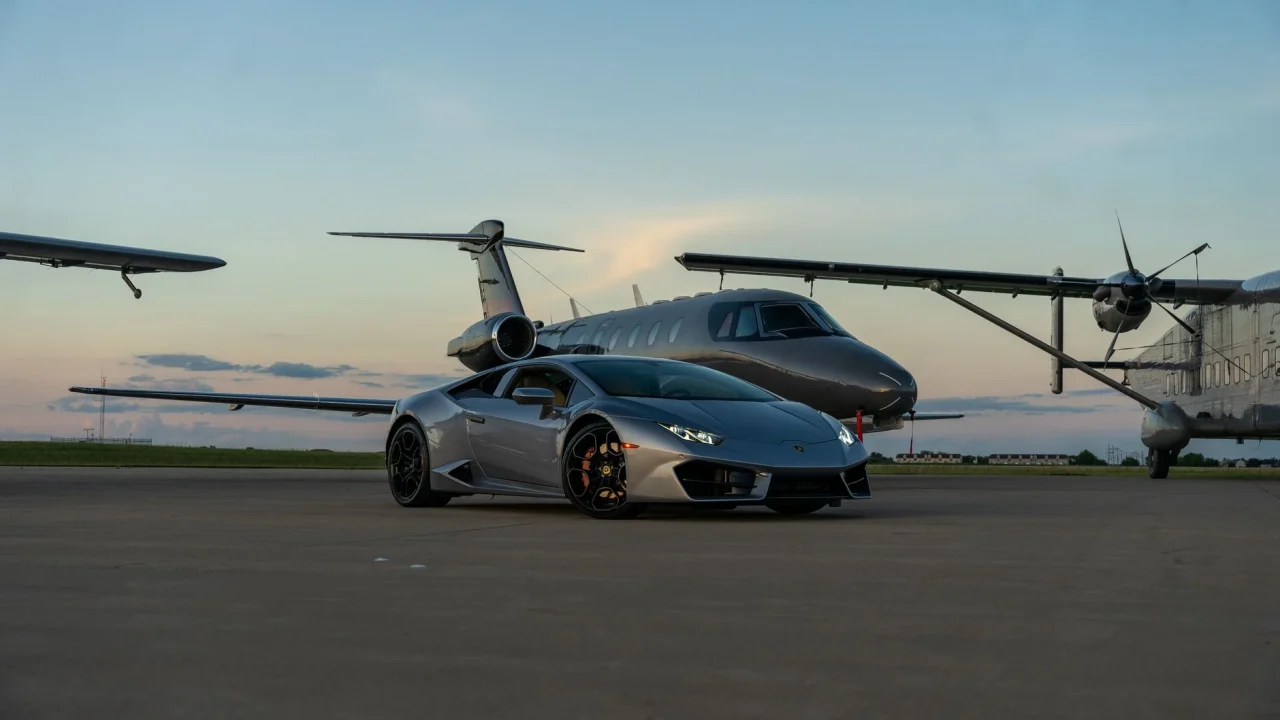 Private Jet Luxury Car